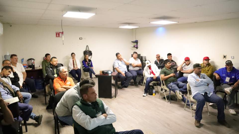 Capacita Imtes a cuatro mil personas operadoras de transporte público en 2024